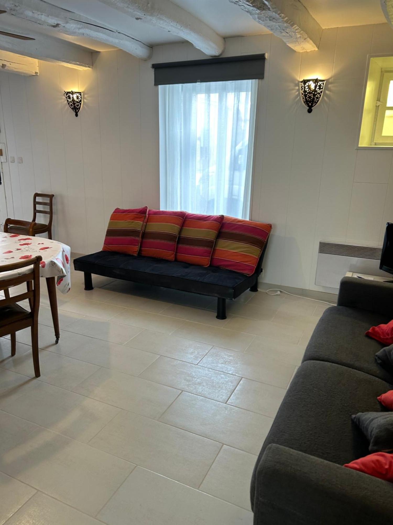 Apartament Independant En Duplex Proche Cote De Granit Rose